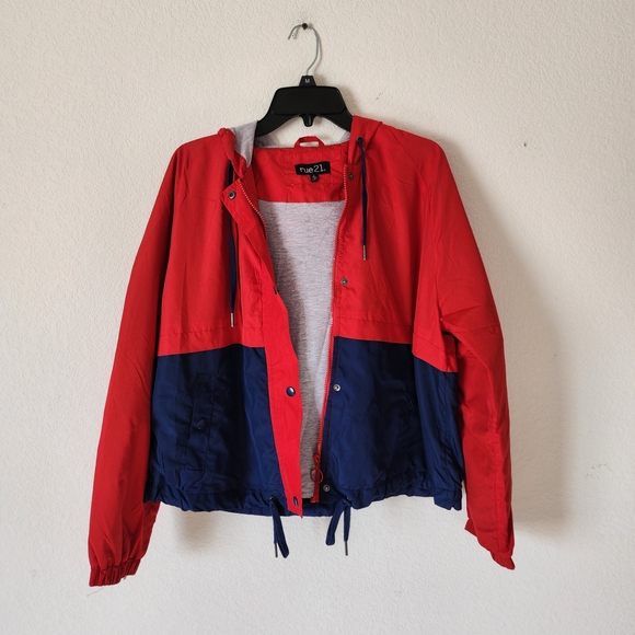 Forever 21 Jackets & Blazers - 🎊Rue 21 - Women's Bright Red and Navy Blue Thin Jacket - Size Large🎊